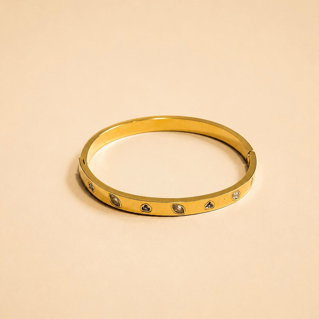 Fancy Heart Bracelet