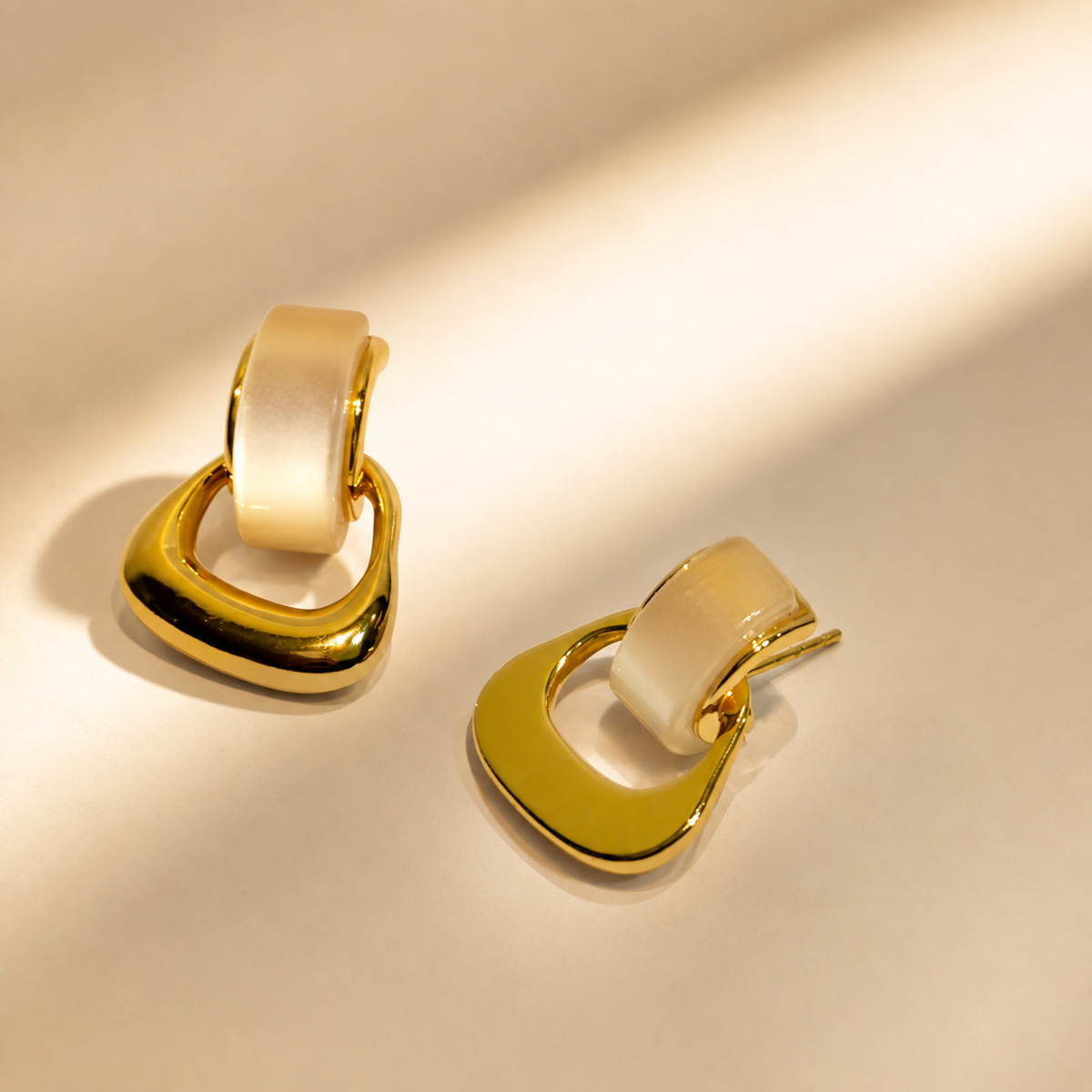 Stylish Drop Earrings – Gold view 7