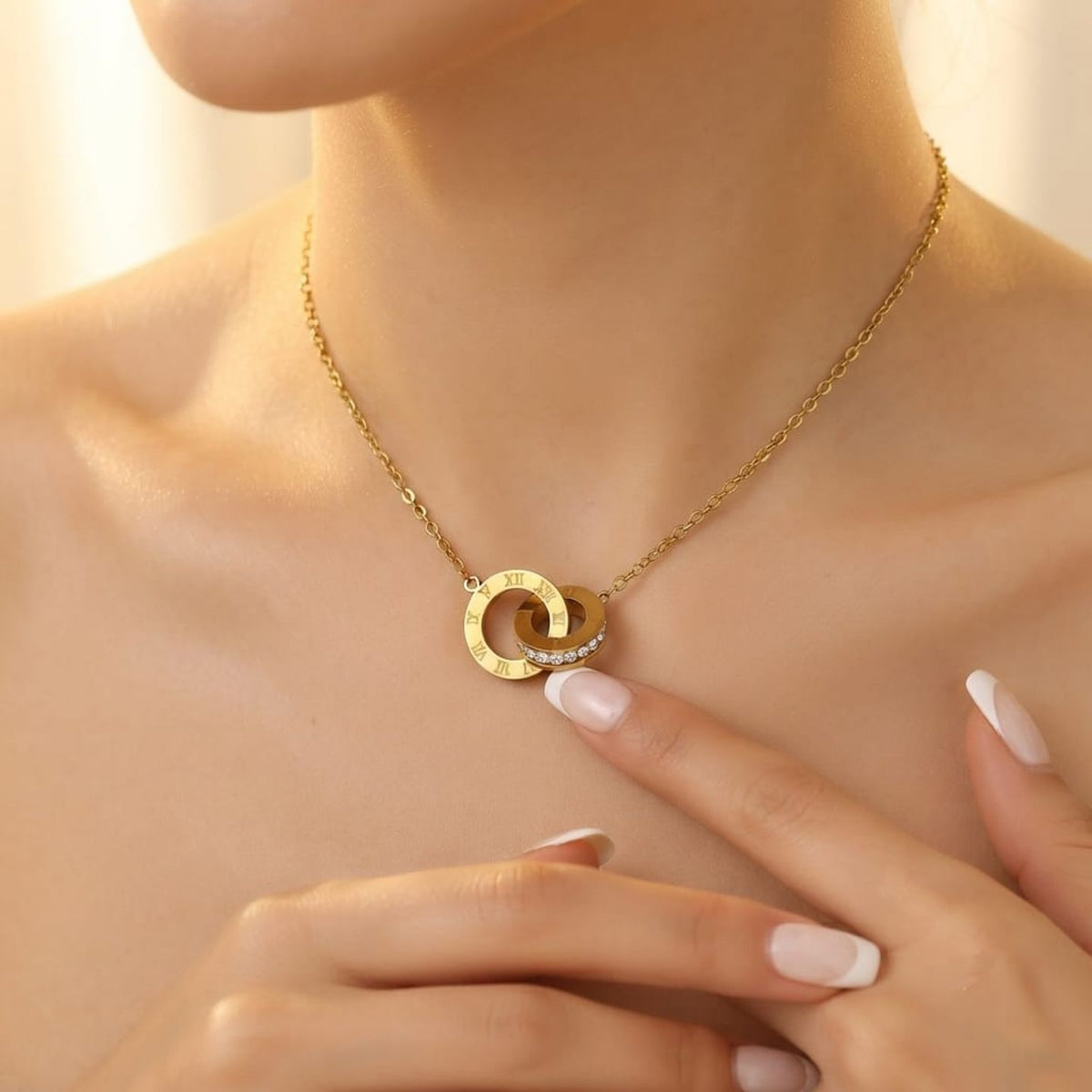 Roman Number Chain Pendant – Gold view 2