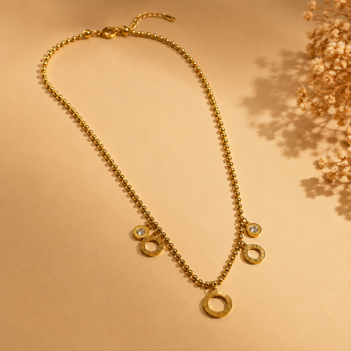 Fancy Chain Pendant – Gold view 2
