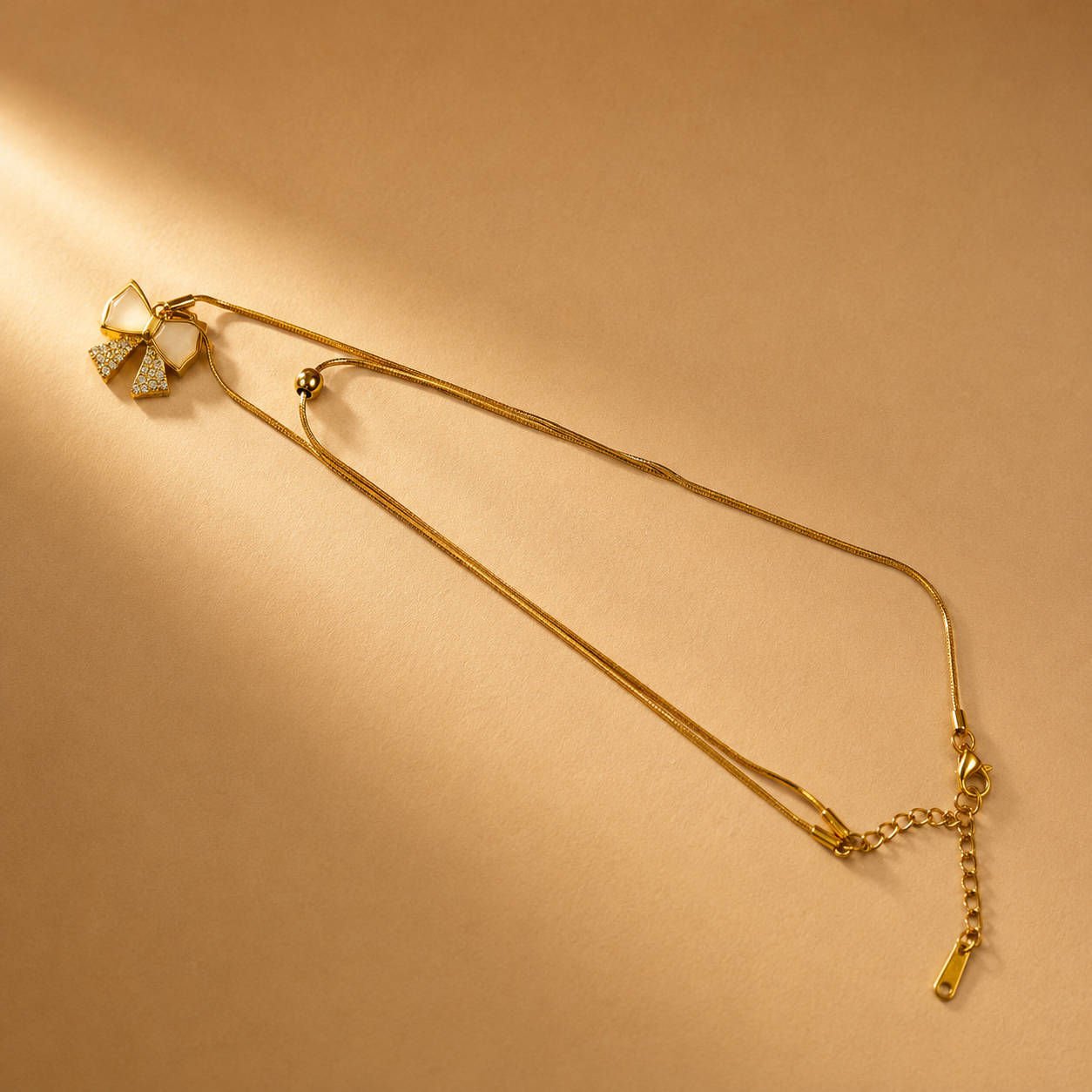 Two Layer Bow Chain Pendant — detail