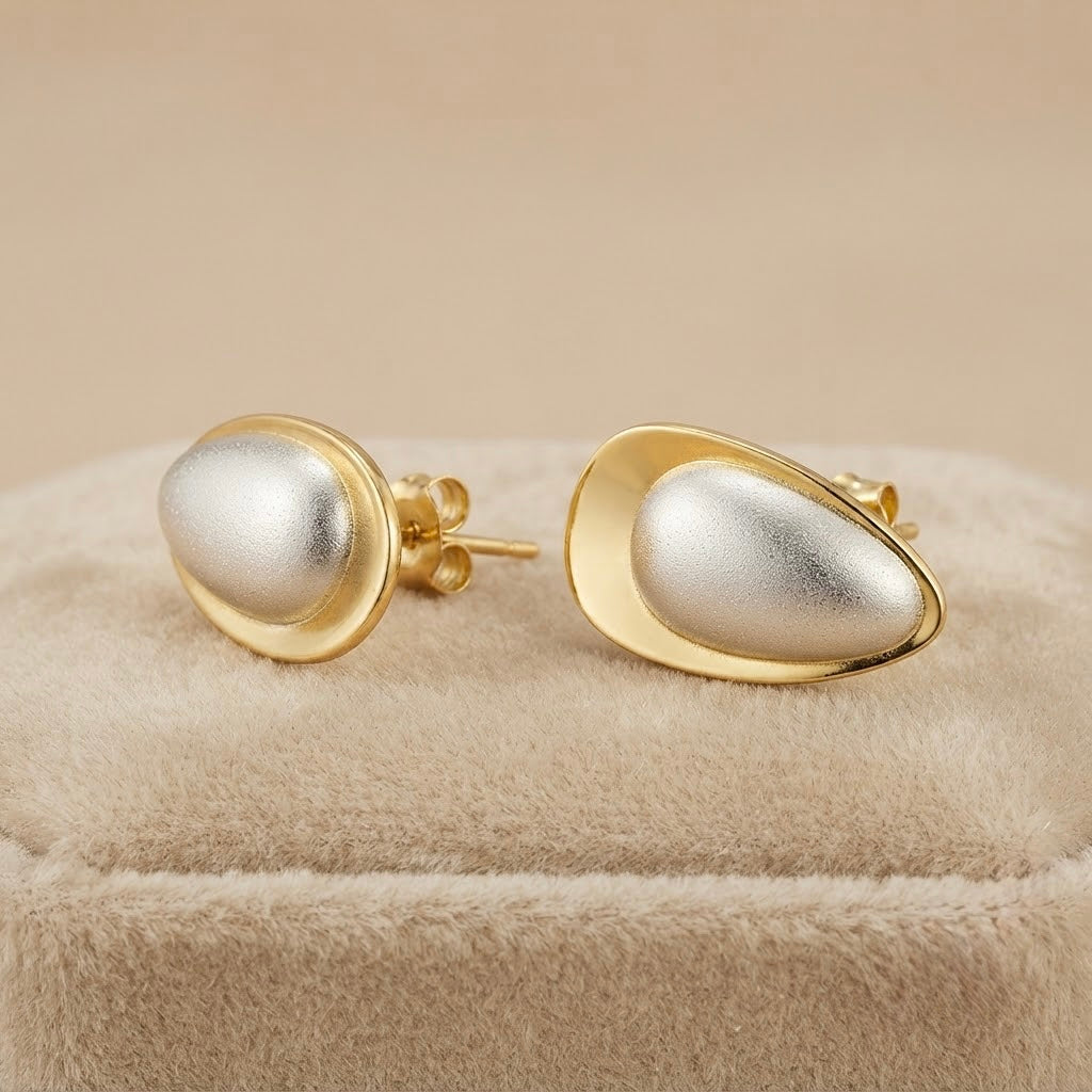Pearl Fancy Earrings – Gold view 2
