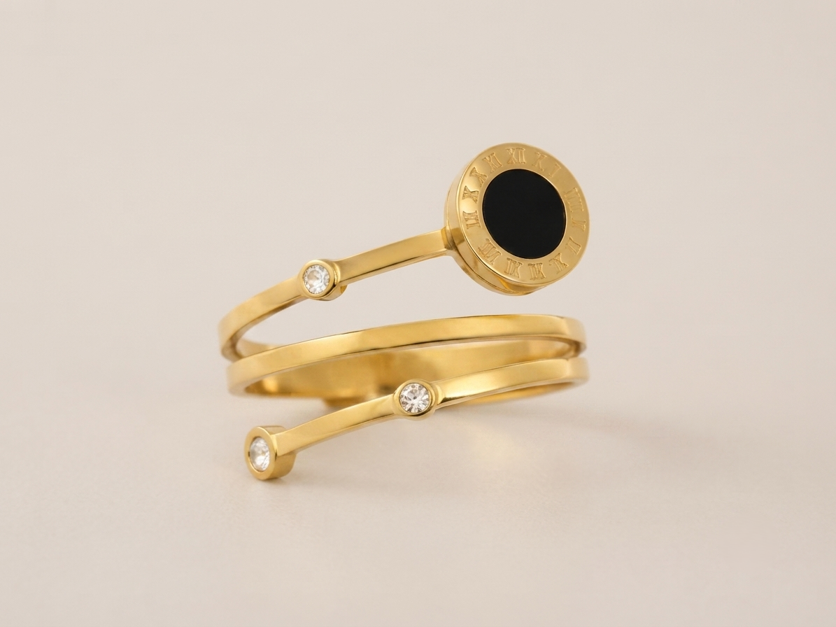 Roman Numeral Double Circle Finger Rings – Gold view 5