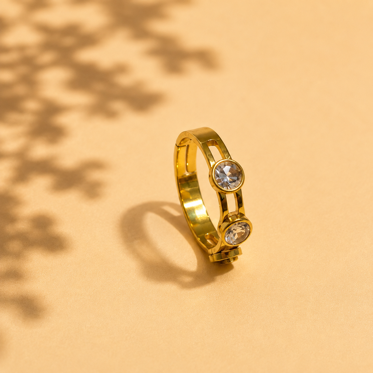 Diamond Fancy Finger Rings – Gold view 4