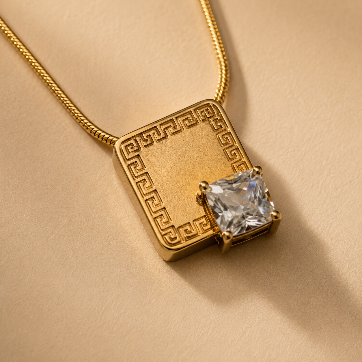 Star Classic Chain Pendant – Rose Gold view 2