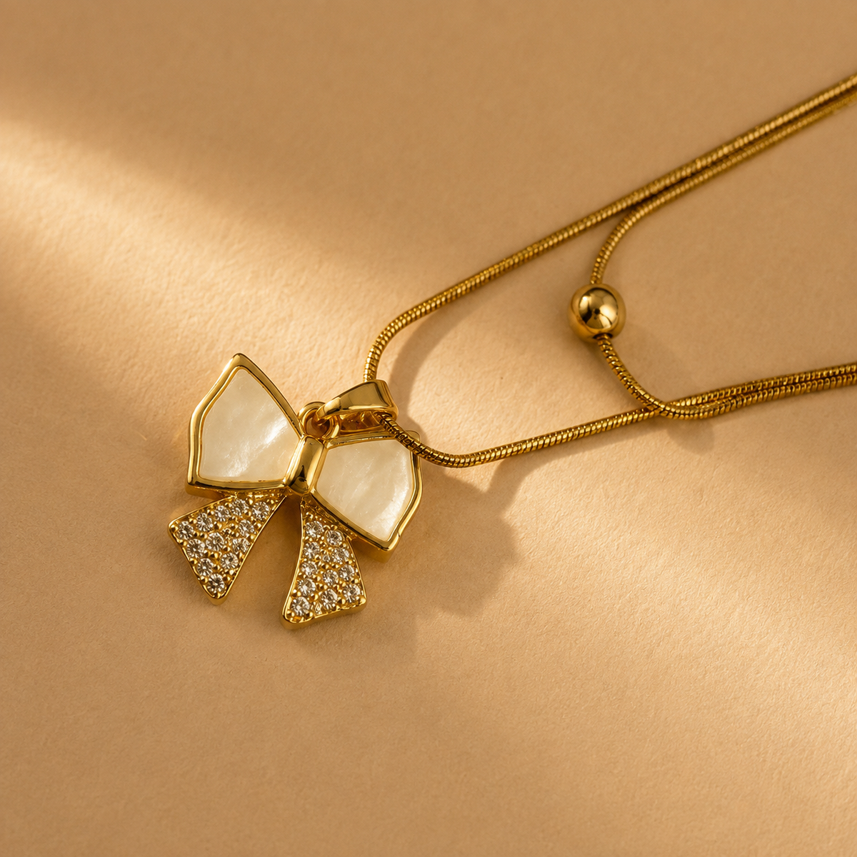 Two Layer Bow Chain Pendant — detail