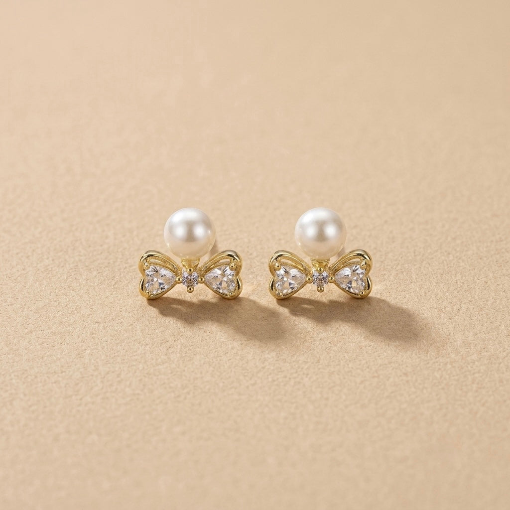 Mini Heart Pearl Earrings – Gold view 2