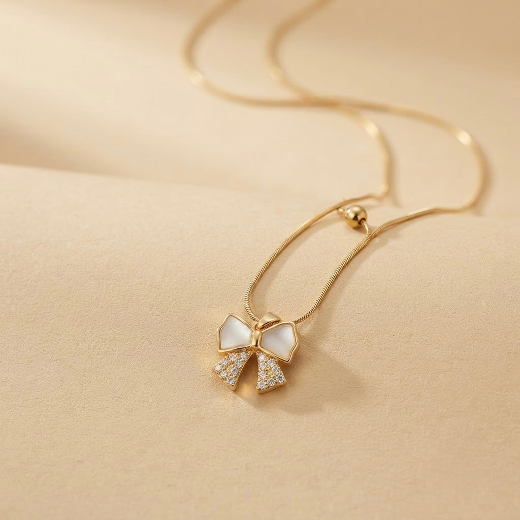 Two Layer Bow Chain Pendant — detail