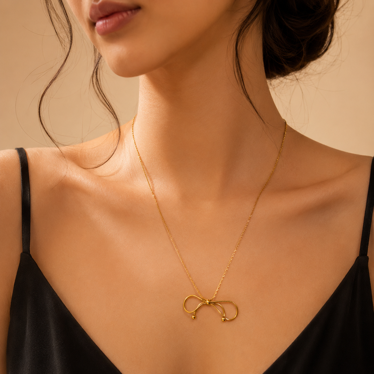 Bow Shaped Chain Pendant – Gold view 2