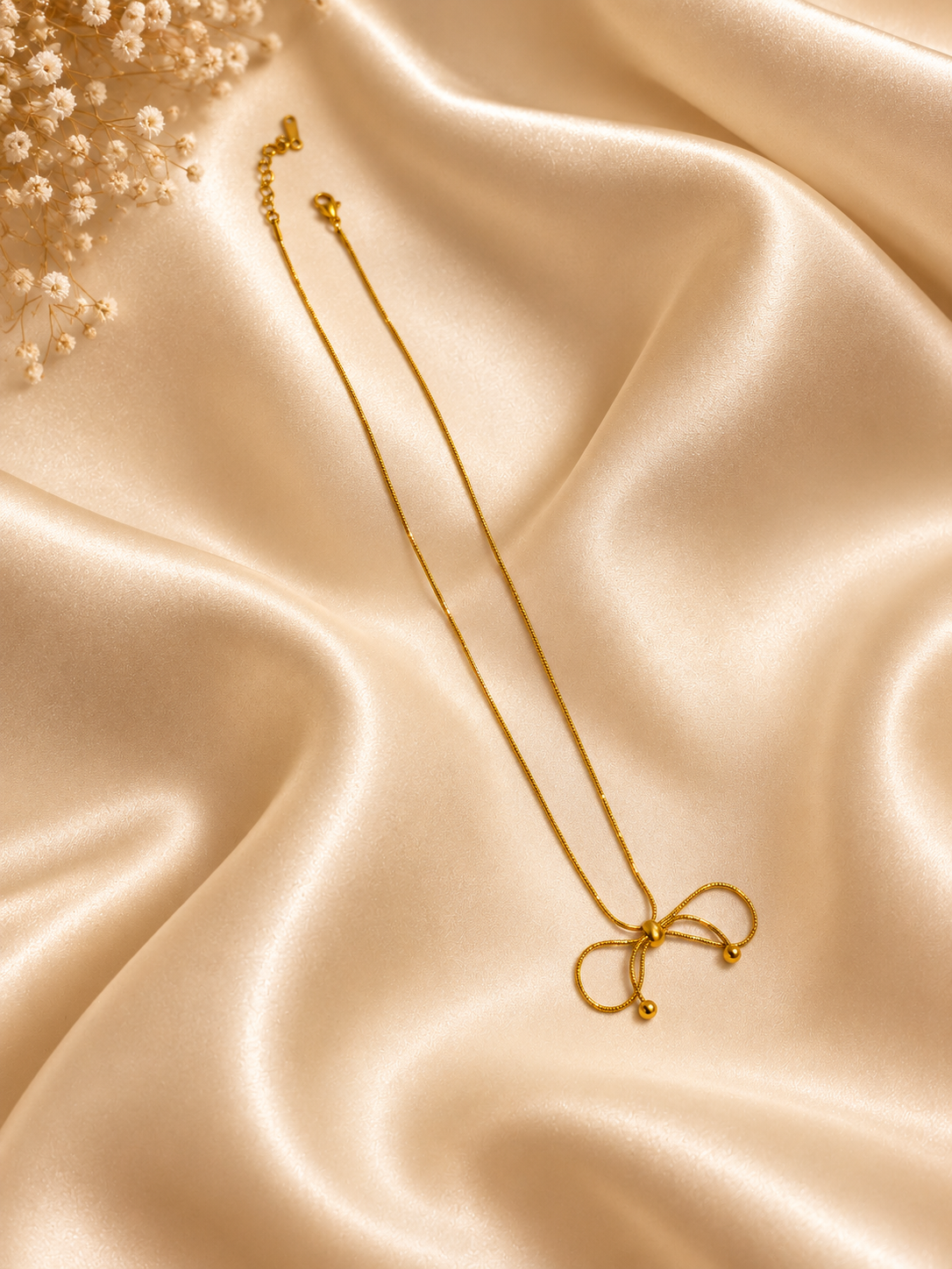 Bow Shaped Chain Pendant – Gold view 5