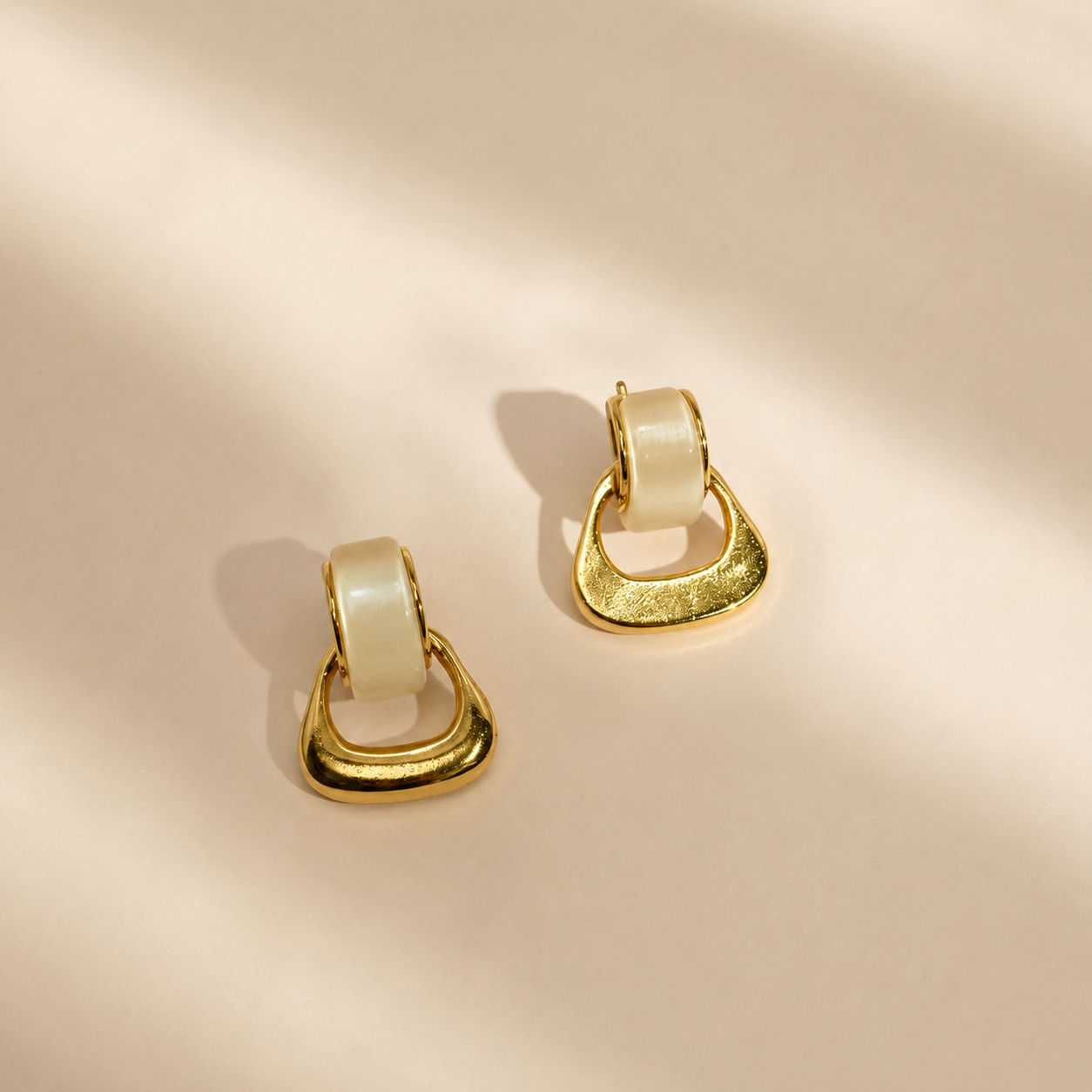 Stylish Drop Earrings – Gold view 2