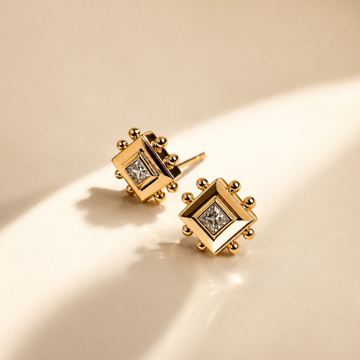 Traditional Earrings – Gold view 6