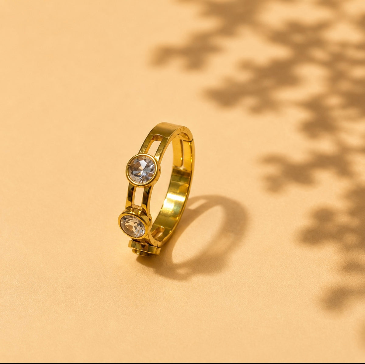 Diamond Fancy Finger Rings – Gold view 7