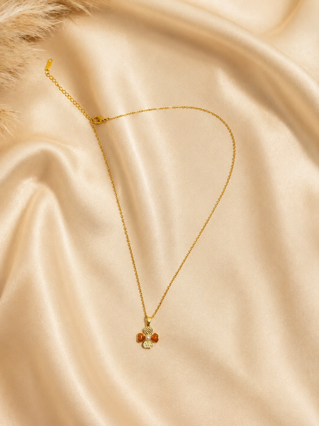 Flower Chain Pendant – Petite – Gold view 2