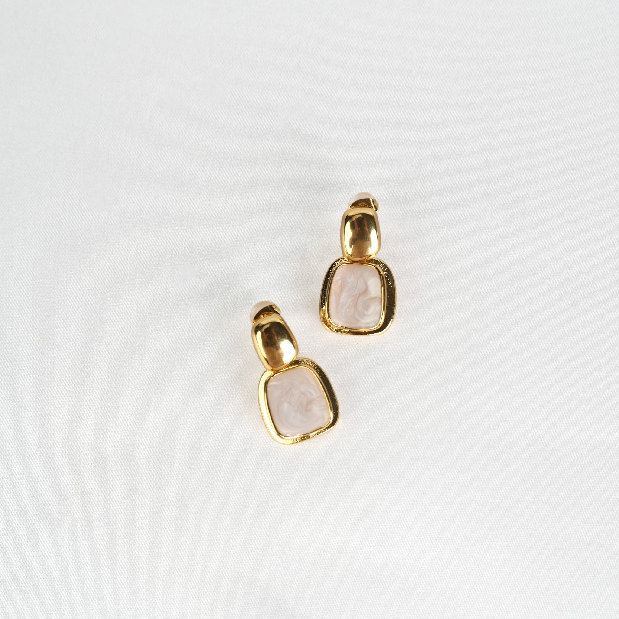 Pearl Classic Earrings