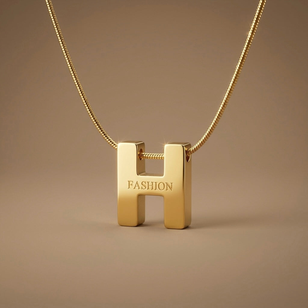 Fancy H Chain Pendant detail view 2