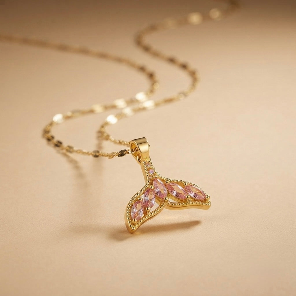 Fish Fin Chain Pendant detail view 4