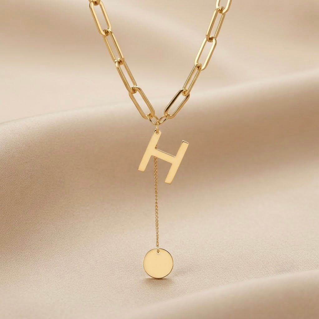 H Stylish Chain Pendant detail view 1